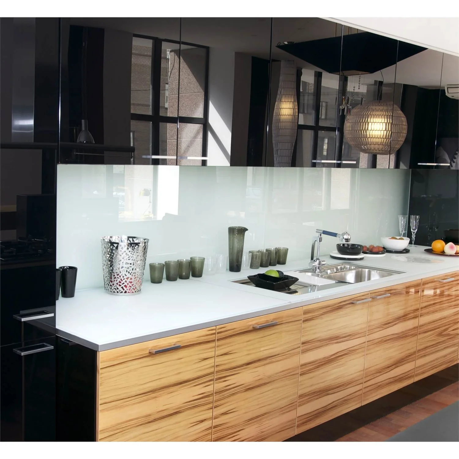 Alusplash Reversible Splashback - 900 X 800mm - Ice White & Ocean Wave 3 Alusplash Reversible Splashback - 900 X 800mm - Ice White & Ocean Wave - Image 3