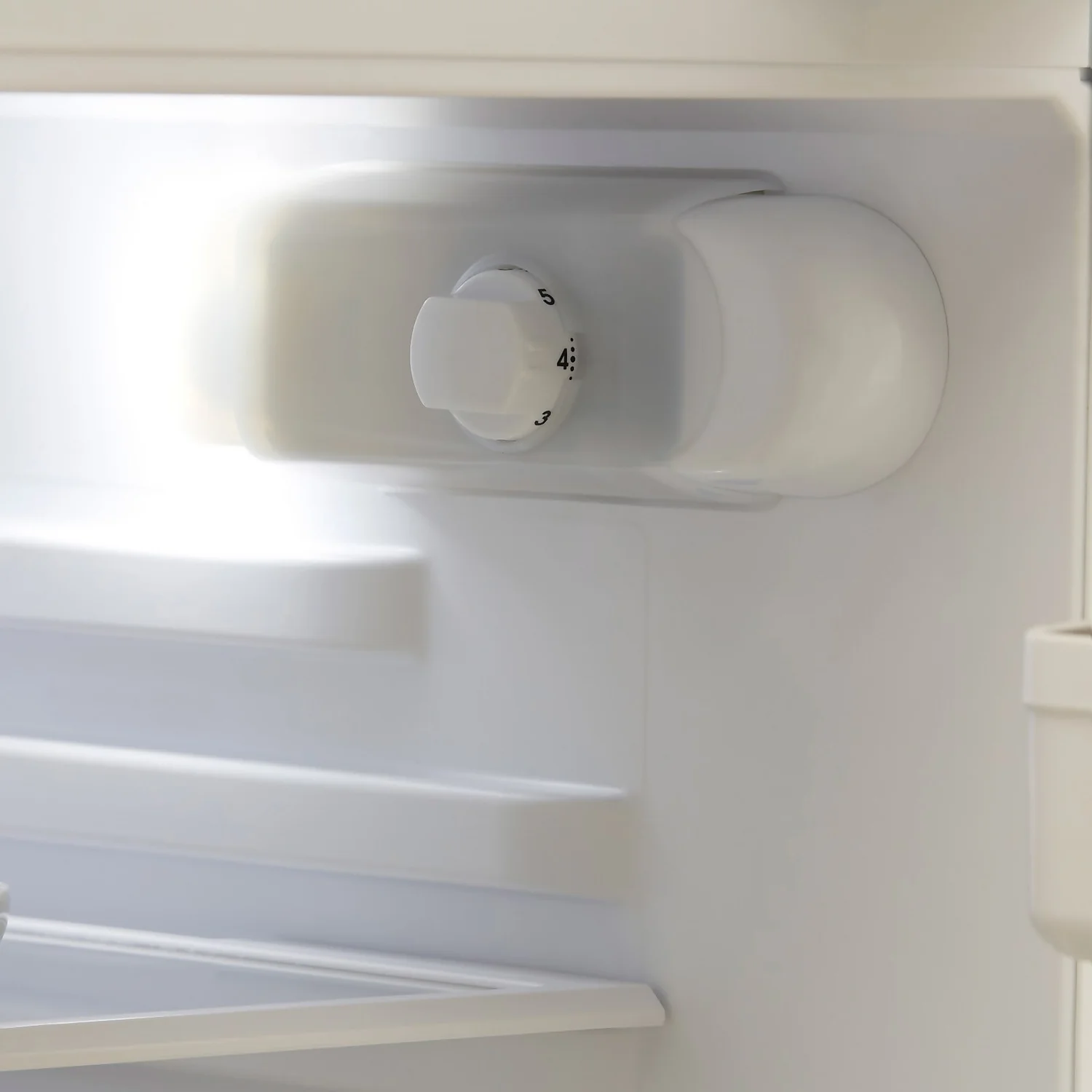 Indesit ILA1.UK1 Integrated Upright Fridge - Fixed Door Fixing Kit - Stainless Steel 4 Indesit ILA1.UK1 Integrated Upright Fridge - Fixed Door Fixing Kit - Stainless Steel - Image 4